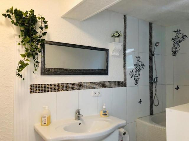 Ts Luebeck Appartement Buitenkant foto